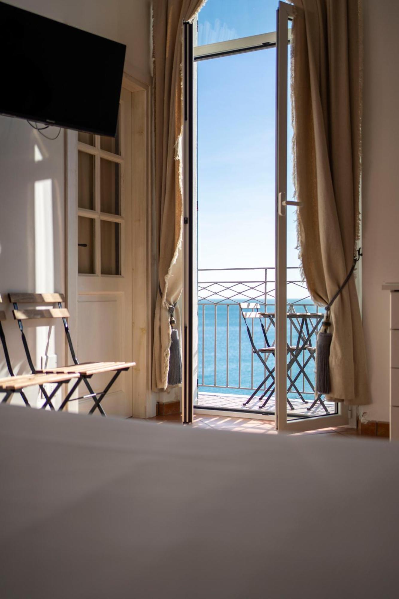 Hotel Miramare 스포토르노 외부 사진